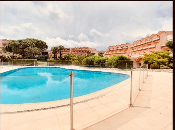 Antibes Secured Parc Velusine With Private Parking, Terrace, Pools And Tennis Courts. Zewnętrze zdjęcie